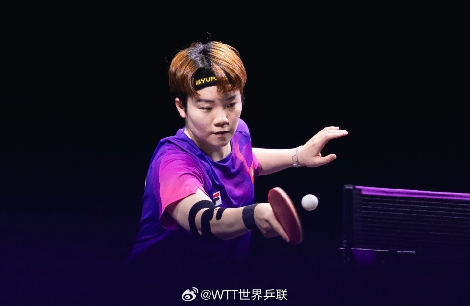 也是香港城, 廷搭档逐渐